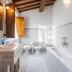 Casale La Peschiera By Vacavilla Villa Monteguidi
