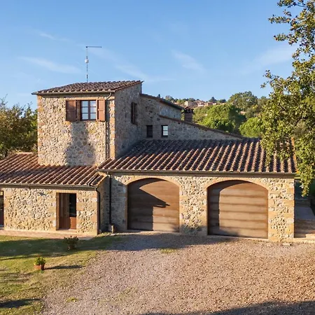 Casale La Peschiera By Vacavilla Villa