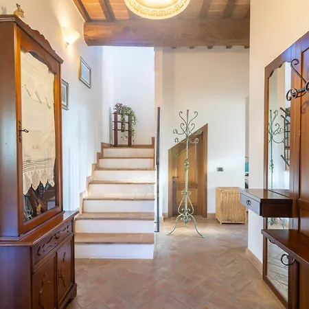 Casale La Peschiera By Vacavilla Villa